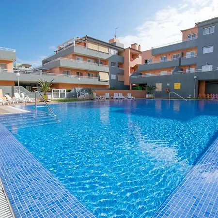 Terrace Pool Beaches & Downtown Lejlighed *